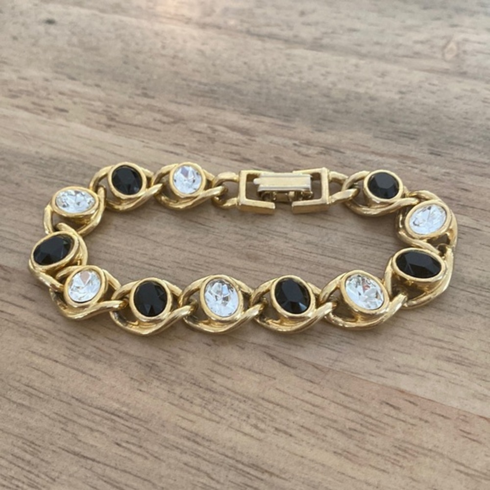 Black Onyx and Crystal Stone Bracelet